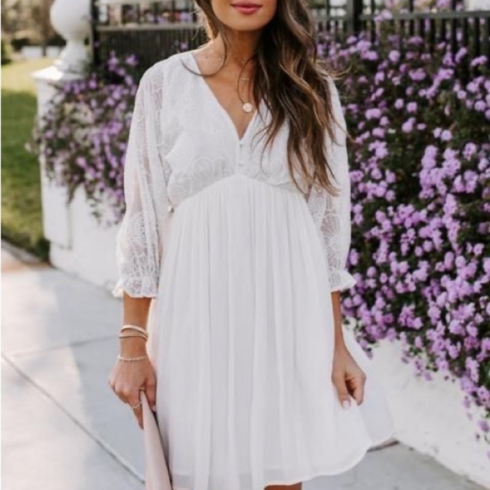 NWT - VICI Collection Embroidered Babydoll Bridal White Dress Size Small